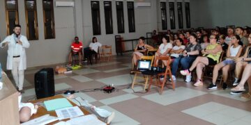 Rotundo éxito de participación en el taller de primeros auxilios impartido en Babilafuente con diploma para los participantes