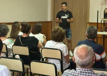 El Campo de Peñaranda acoge una charla sobre estafas en internet y fraude digital enmarcada en el Verano Cultural 2024