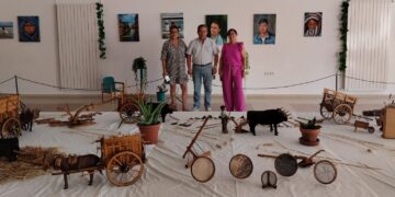 El Campo de Peñaranda acoge la exposición de pintura de María José Rodero y la de artesanía en madera de Francisco Terradillos