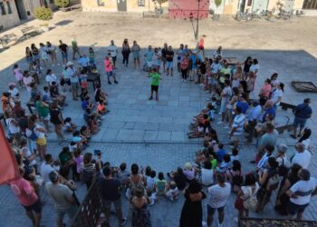 Cantalpino despide sus fiestas de la Asunción y San Roque con juegos gigantes de madera e increíbles habilidades con la peonza
