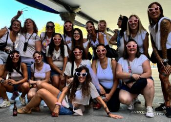 Sonsoles celebra su despedida de soltera en Peñaranda rodeada de sus amigas en una jornada de fiesta, risas y bonitas vivencias