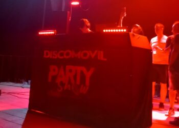 Kougar, Cris y Detomass ganan el concurso de Dj’s Macotera Sound celebrado durante toda la noche en el parque de la villa