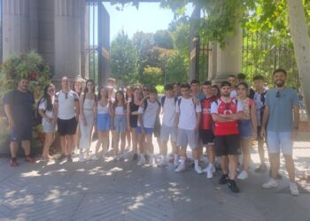 Una treintena de jóvenes participa en la excursión organizada por el Ayuntamiento de Peñaranda con destino Madrid