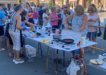 «La Bomba» gana el concurso de pinchos del Verano Cultural en Mancera de Abajo tras competir con otras 12 elaboraciones