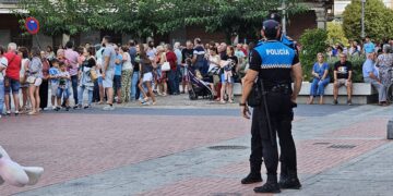 Peñaranda despide sus Ferias y Fiestas con la multitudinaria y tradicional merienda de la carne en la plaza de la Constitución