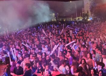 Panorama reafirma su liderazgo indiscutible en las fiestas de Peñaranda y ofrece un multitudinario espectáculo en La Huerta