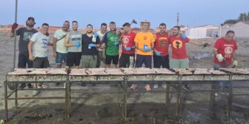 Paradinas de San Juan vive sus fiestas en honor de la Virgen del Hinojal y sus vecinos disfrutan de una gran parrillada popular