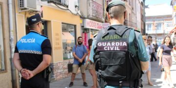 Un varón amenaza presuntamente a su pareja con un arma blanca en Peñaranda y acaba detenido por Policía Local y Guardia Civil