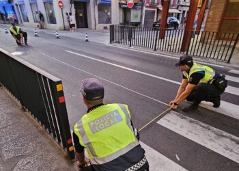 Un deslumbramiento por el sol, principal hipótesis que se baraja en el atropello de Peñaranda con una mujer herida de gravedad