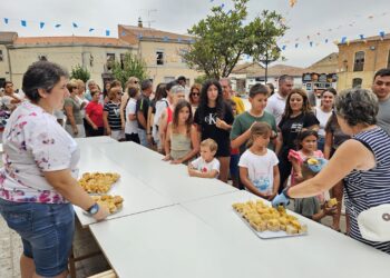 Anne Marcote gana el XVI concurso de tortillas celebrado en Cantalpino y al que se han presentado 23 elaboraciones