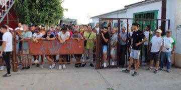 Emoción y diversión en el segundo encierro urbano de Villaflores y carretones en sustitución de la bueyada infantil suspendida