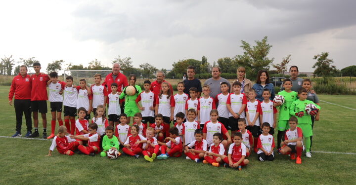 Villoria acoge la presentación del club Promesas Las Villas de fútbol que cuenta ya en sus filas con más de 40 niños y niñas