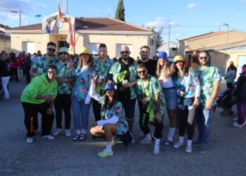 Zorita de la Frontera vive ya sus fiestas de San Miguel con las peñas en sus calles y el emotivo pregón de José Galiano Flores