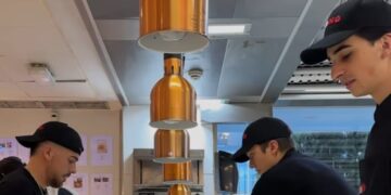 Álex Marcos Torres da un nuevo salto en su formación como chef: del Basque Culinary a sus prácticas en DiverXO con Dabiz Muñoz