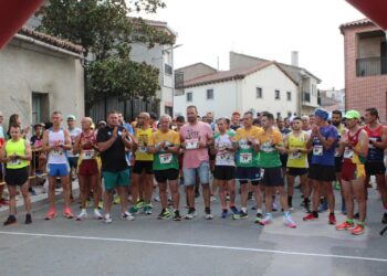 Juan San José y Marina Sánchez ganan en Villoria la IX edición de la Carrera de la Vega que recauda donativos para Pyfano