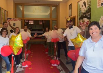 La vuelta al cole más ilusionante y divertida: así se ha vivido el recibimiento a los alumnos de La Encarnación, en Peñaranda