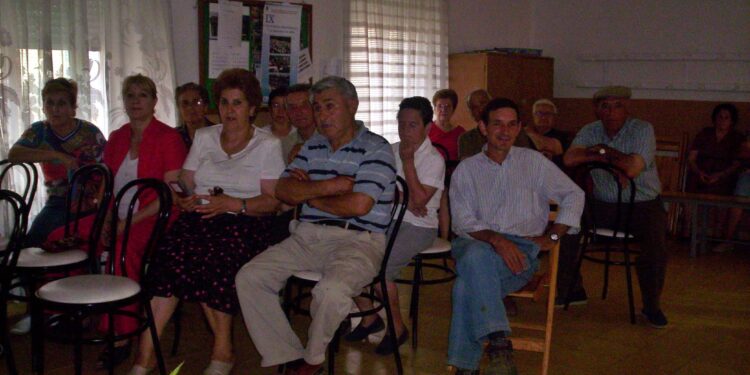 El Pedroso de la Armuña despide a Luis González Gómez, alcalde del PSOE durante cinco años y concejal hasta el año 2007