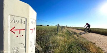 Cuenta atrás para la ruta que recorrerá en bicicleta el camino de peregrinación «De la Cuna al Sepulcro» entre Ávila y Alba