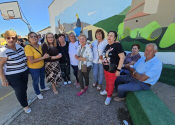 Zorita de la Frontera pone el broche a sus fiestas patronales de San Miguel Arcángel con un animado convite en el frontón