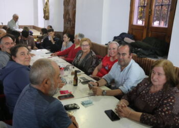 Rágama pone el broche a las fiestas del Rosario con un lleno total en el bingo solidario celebrado en el salón del Ayuntamiento