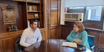 Preocupación en Alaraz por los robos en la zona y por la aparición de pegatinas azules señalando casas vacías en esta época