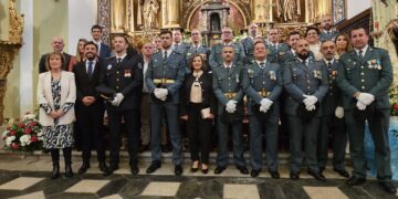 La Guardia Civil de Peñaranda honra a su patrona, la Virgen del Pilar, con misa en la iglesia de las Carmelitas y un vino de honor