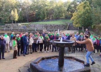 La asociación de mayores San Miguel de Peñaranda disfruta hoy de una jornada de convivencia y confraternidad en Béjar