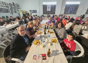 La cofradía peñarandina de los Nazarenos reúne a 250 personas en su comida de hermandad a beneficio de paso del Medinaceli