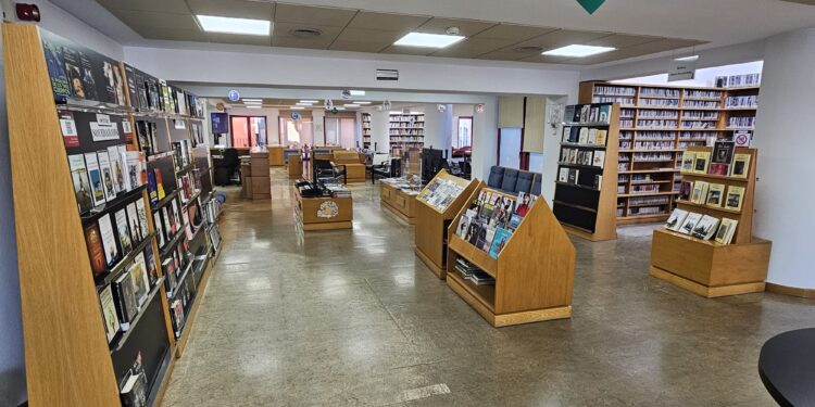 Peñaranda ofrece un puesto de bibliotecario con contrato en prácticas para un titulado en Biblioteconomía y Documentación