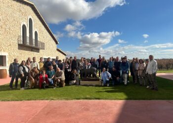 El Campo de Peñaranda organiza con éxito de participación vecinal un viaje cultural a la localidad zamorana de Toro