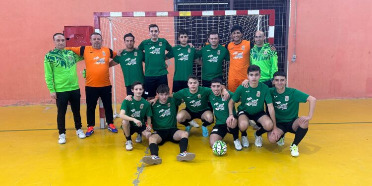 Cantalpino hace realidad el sueño de contar de nuevo con un equipo de fútbol sala que ha debutado hoy en el pabellón de la villa