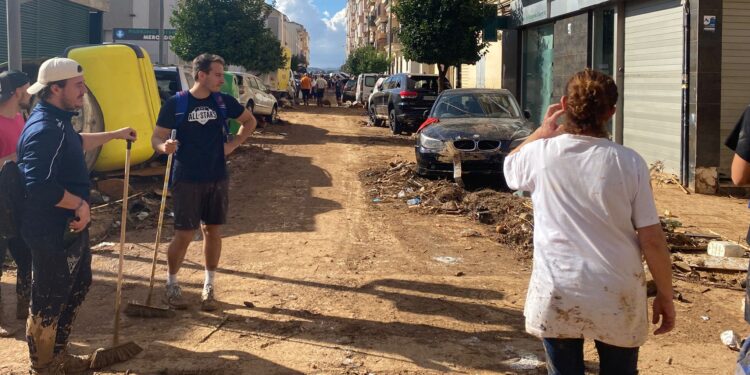 El pabellón de Peñaranda acogerá desde el lunes la recogida de comida y otros productos para los afectados por la DANA