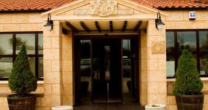 Fallece Santiago Rivas jefe de sala y uno de los dueños del recordado restaurante «El Oso y el Madroño» de Peñaranda