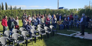 El Pedroso de la Armuña organiza una jornada de puertas abiertas para que los vecinos conozcan la vivienda de uso turístico