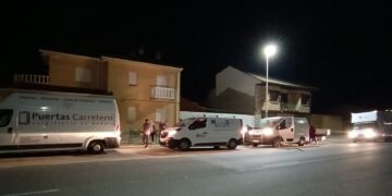 Parte desde Villoria el primer convoy de ayuda a Valencia con 10.000 kilos de productos higiénicos, agua y 30.000 mascarillas