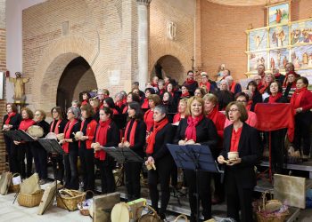 Paradinas de San Juan abre el ciclo «La Salina es Navidad en la provincia» con un concierto de villancicos en su iglesia parroquial