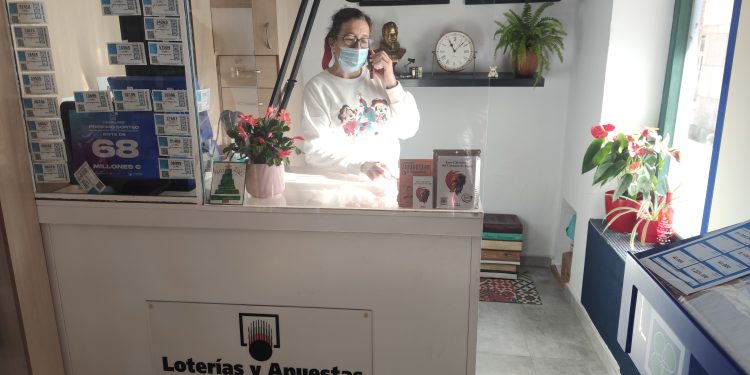 Peñaranda, de nuevo afortunada en el sorteo de la Lotería de Navidad con un cuarto premio vendido en la plaza Nueva