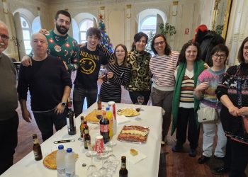 El Ayuntamiento de Peñaranda reúne a sus trabajadores en el centro social con motivo del tradicional ágape navideño
