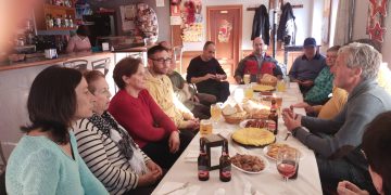 El Ayuntamiento de El Campo de Peñaranda ofrece un ágape navideño al personal municipal para celebrar juntos las fiestas