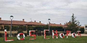 La urbanización peñarandina de Los Chopos inaugurará mañana su decoración y luces navideñas compartiendo una chocolatada