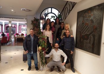 Funeraria La Luz reúne a sus trabajadores en Las Cabañas para compartir la tradicional comida navideña y brindar por el 2025