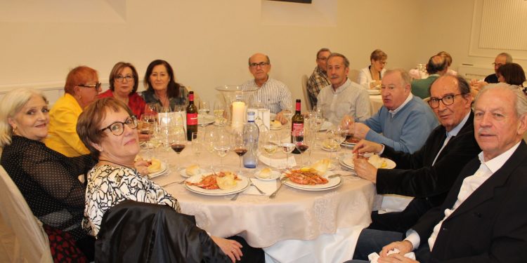 Peñarandinos de vuelta a casa por Navidad: éxito de la XXXVIII edición del encuentro anual de los residentes en Salamanca