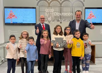 Tres alumnas de Paradinas de San Juan y otra de Babilafuente, premiadas en el concurso de postales navideñas de la Diputación