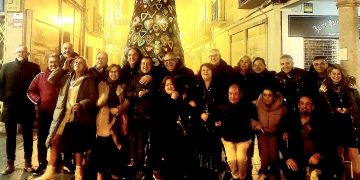 Peñaranda acoge un nuevo reencuentro de los quint@s nacidos en 1970 que disfrutan de una cena con un brindis por el nuevo año