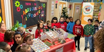 El mercadillo de trueque del colegio Severiano Montero recibe en Peñaranda una excelente respuesta y cierra con éxito de ventas