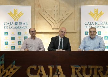 Caja Rural de Salamanca renueva el acuerdo con la Asociación de Autotaxi de Salamanca «un colectivo prioritario» para la entidad