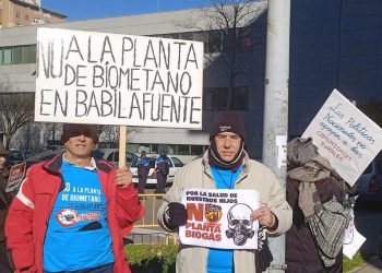 Vecinos de Babilafuente participan en Valladolid en una nueva concentración en protesta contra macrogranjas y macroplantas