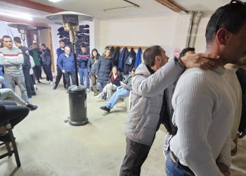 Peñaranda vive ya la cuenta atrás para la Semana Santa 2025: la cofradía de la Esperanza lleva a cabo la «igualá» de sus costaleros