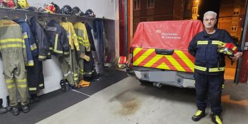 Francis se retira como bombero en Peñaranda tras 45 años: «nuestra labor no está suficientemente reconocida ni valorada»