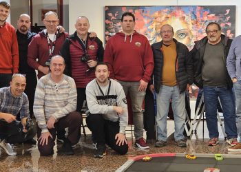 La IX edición de la Rosconada Mini Z pone el broche al programa navideño de Peñaranda y reúne a una docena de participantes